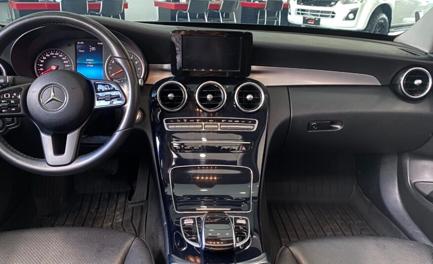 MERCEDEZ BENZ C 200 BASICO AC 2.0 4P 4X2 TA 2019