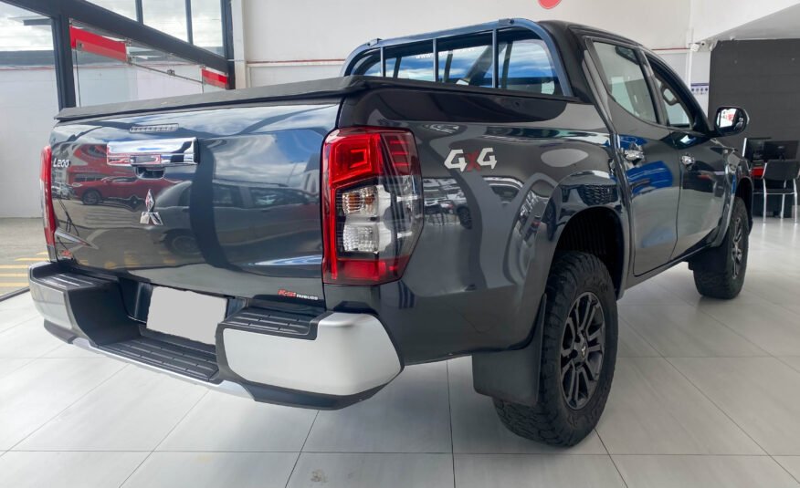 MITSUBISHI L200 GLX AC 2.4 CD 4X4 TM 2022