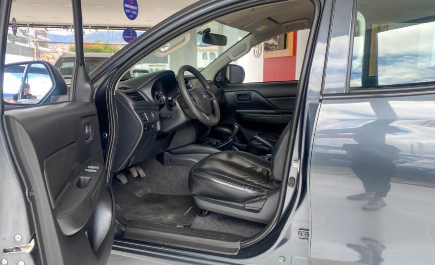 MITSUBISHI L200 GLX AC 2.4 CD 4X4 TM 2022