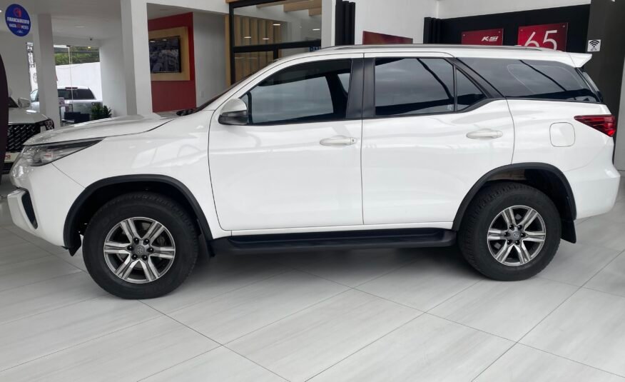 TOYOTA NEW FORTUNER AC 2.7 5P 4X4 TA 2018