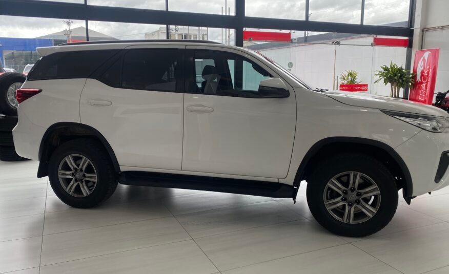 TOYOTA NEW FORTUNER AC 2.7 5P 4X4 TA 2018