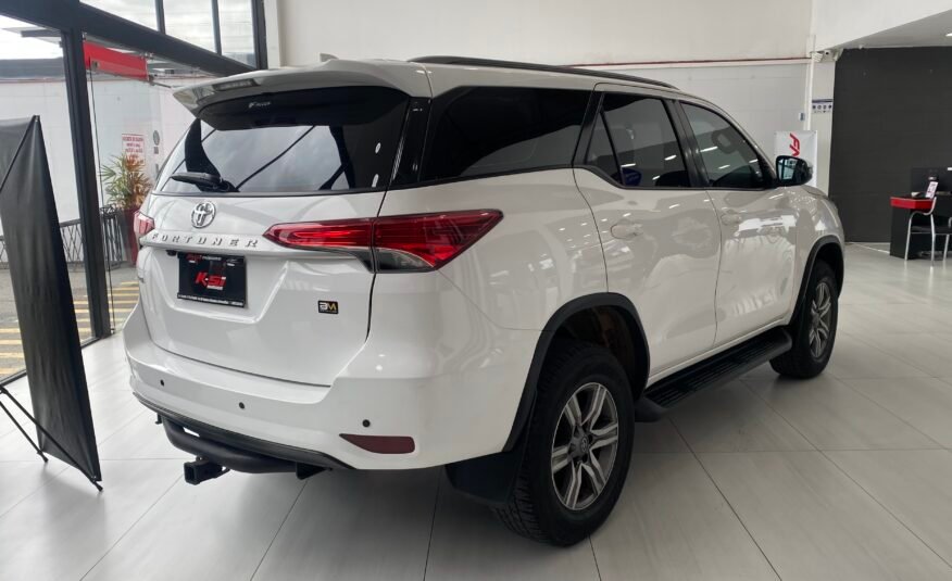 TOYOTA NEW FORTUNER AC 2.7 5P 4X4 TA 2018