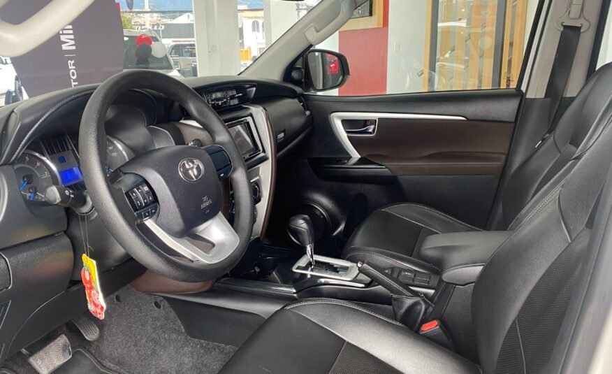 TOYOTA NEW FORTUNER AC 2.7 5P 4X4 TA 2018