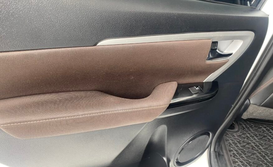 TOYOTA NEW FORTUNER AC 2.7 5P 4X4 TA 2018