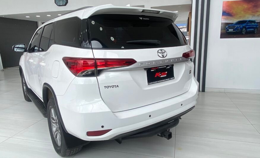 TOYOTA NEW FORTUNER AC 2.7 5P 4X4 TA 2018