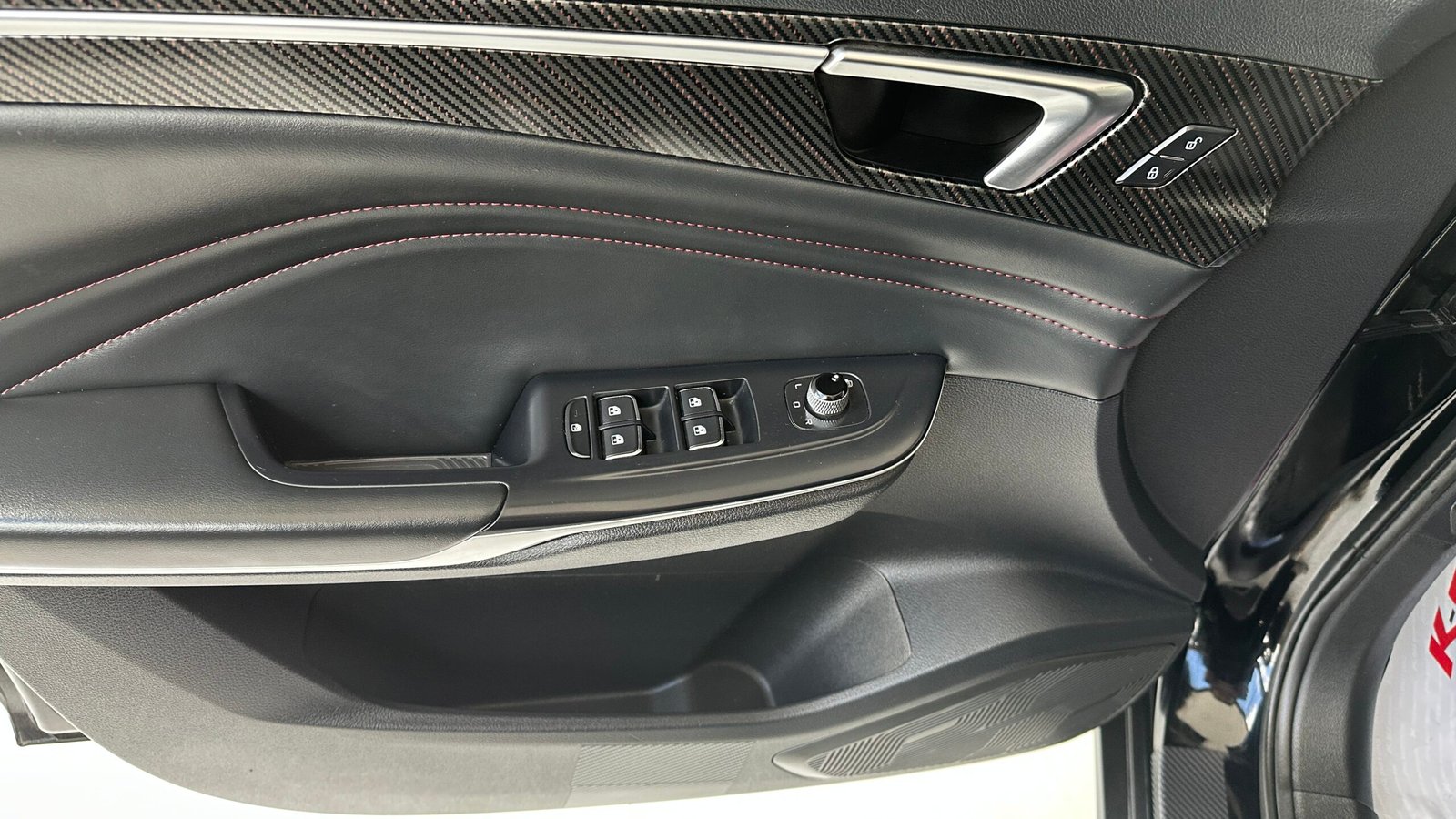 FAW BESTUNE T55 AC 1.5 5P 4X2 TA 2024