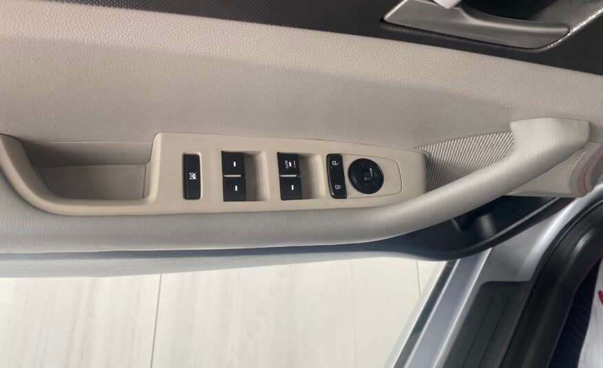 SONATA SF AC 2.0 4P 4X2 TA HYBRID 2016