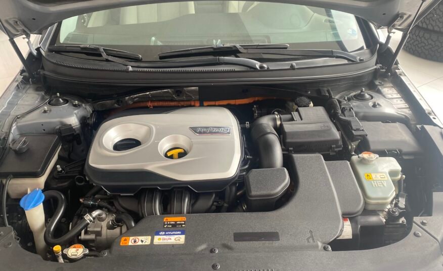 SONATA SF AC 2.0 4P 4X2 TA HYBRID 2016