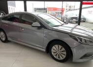 SONATA SF AC 2.0 4P 4X2 TA HYBRID 2016