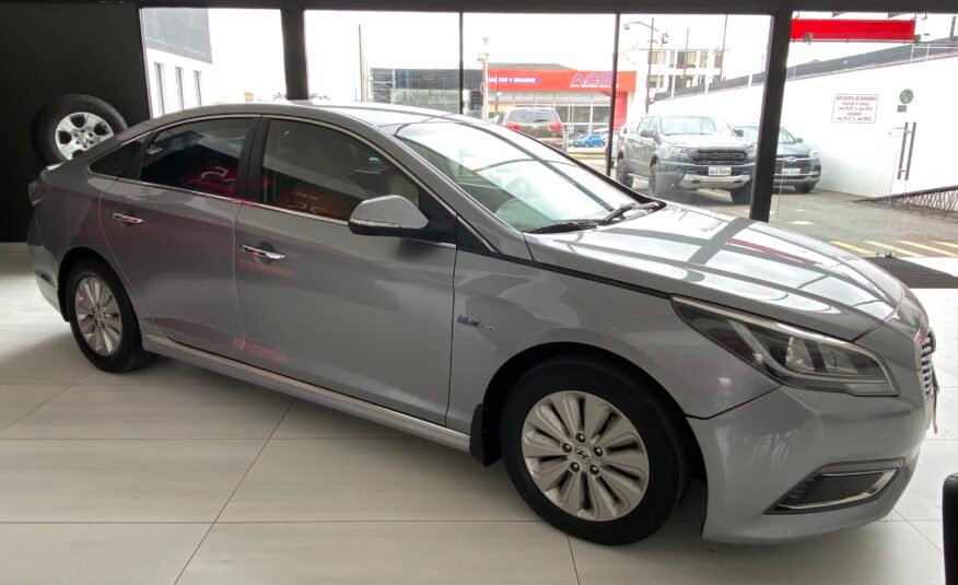 SONATA SF AC 2.0 4P 4X2 TA HYBRID 2016