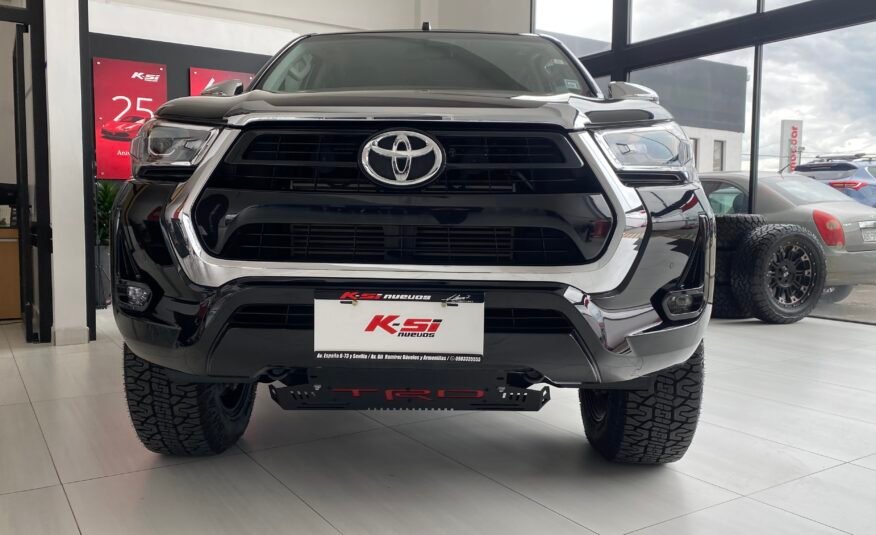 TOYOTA HILUX 2.8 CD 4X4 TA DIESEL 2021