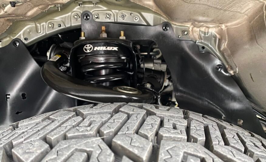 TOYOTA HILUX 2.8 CD 4X4 TA DIESEL 2021