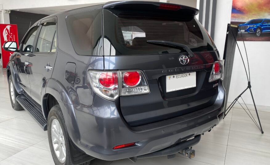 TOYOTA FORTUNER AC 2.7 5P 4X4 TM 2014