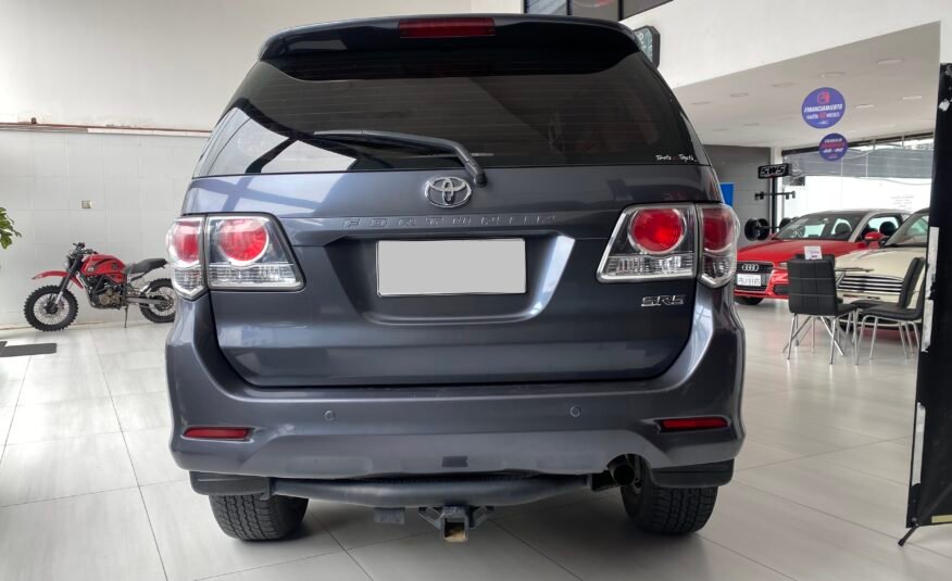 TOYOTA FORTUNER AC 2.7 5P 4X4 TM 2014