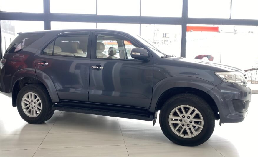 TOYOTA FORTUNER AC 2.7 5P 4X4 TM 2014