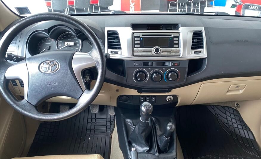 TOYOTA FORTUNER AC 2.7 5P 4X4 TM 2014