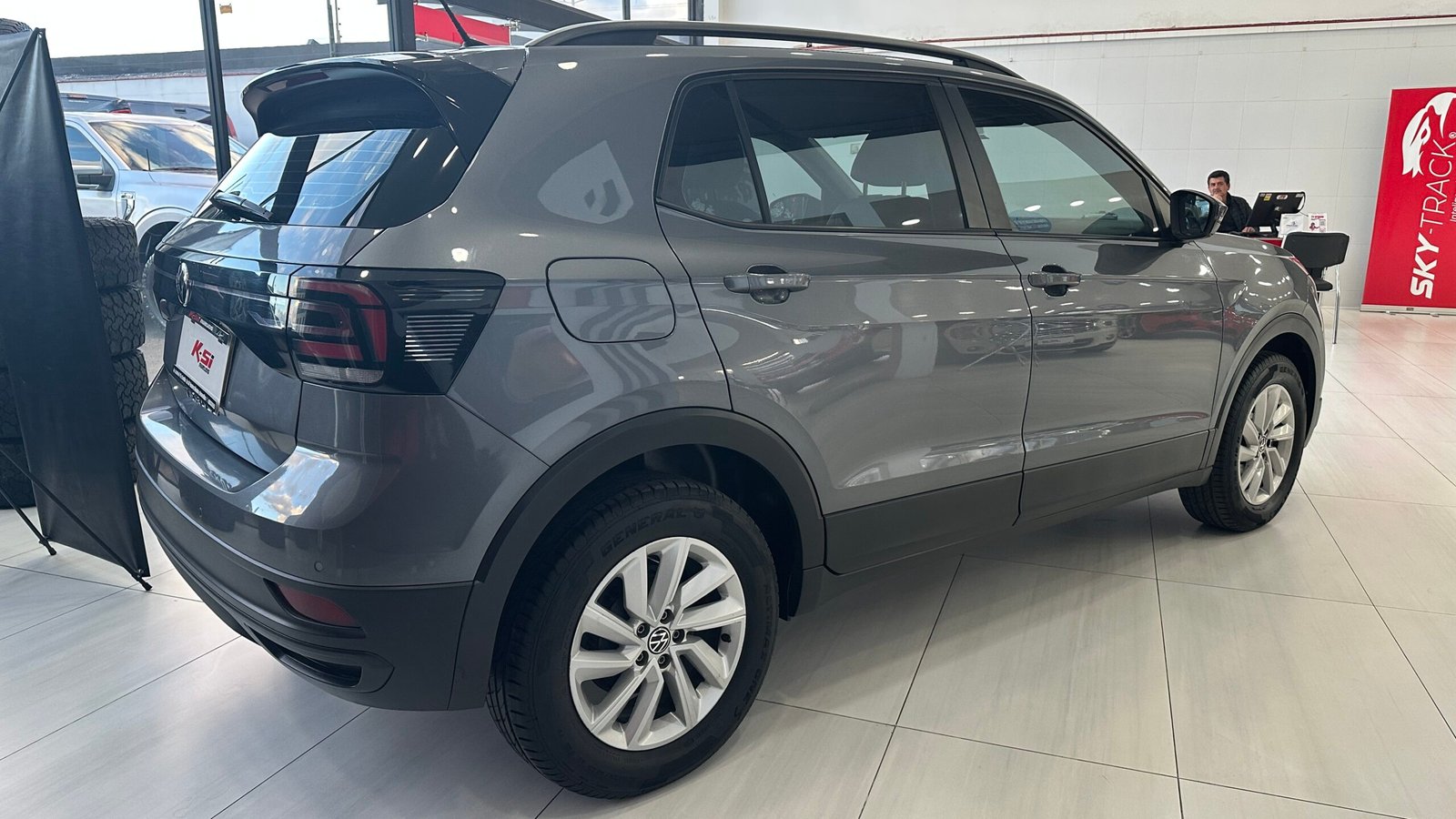 VOLKSWAGEN T-CROSS TRENDLINE AC 1.6 5P 4X2 TM 2022