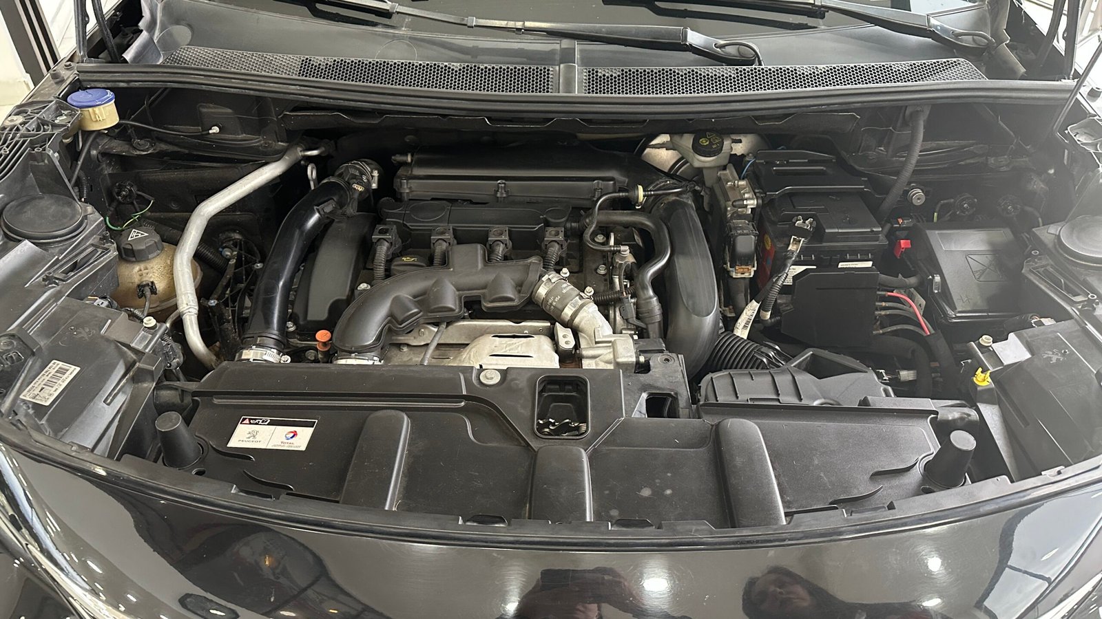 PEUGEOT 3008N ACT 16E BA6 AC 1.6 5P 4X2 TA 2019